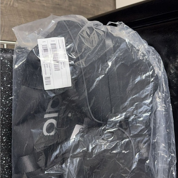 Alo Traverse Duffle - Picture 2 of 3